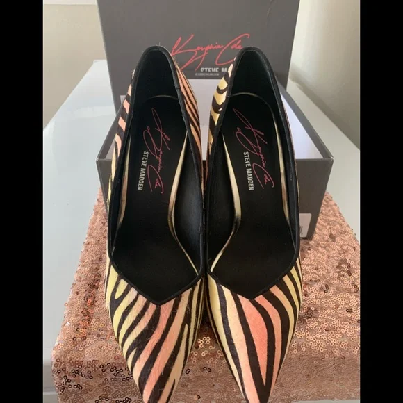 Excit Pink White Keisha Cole by Steve Madden Sz 8 - Picture 2 of 7